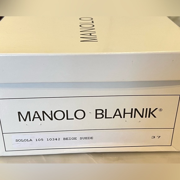 Like New Manolo Blahnik Solola Heels (only tried on for wedding photography) - Picture 3 of 11